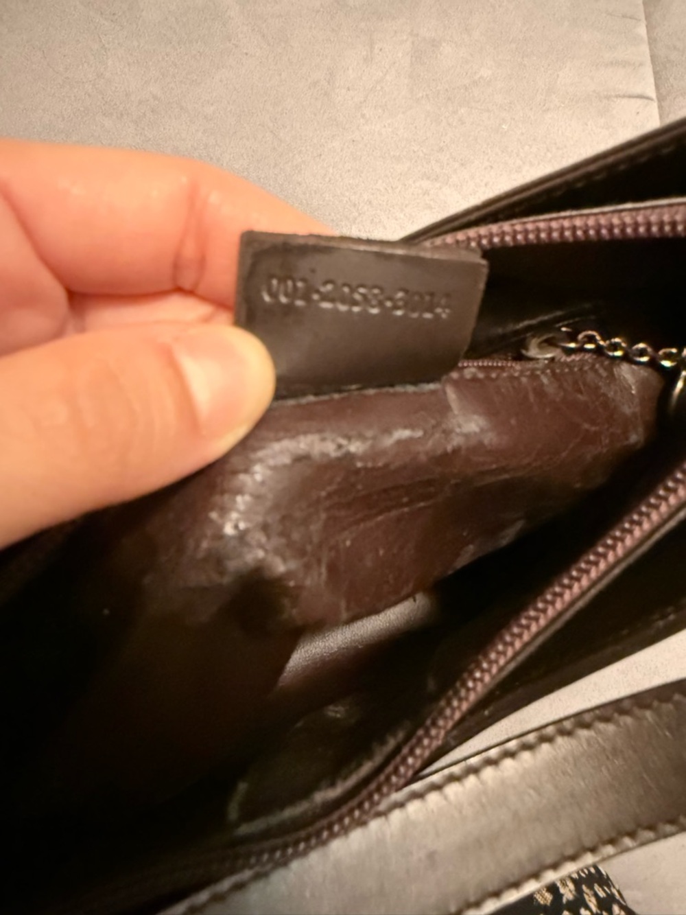 Vintage Gucci Leather Shoulder Bag - Picture 7 of 10